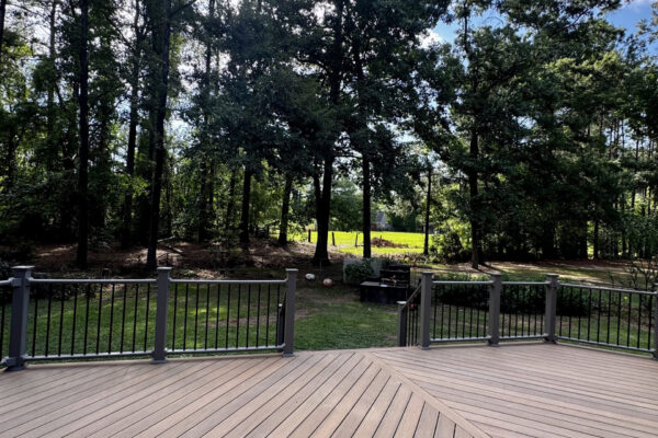 2026-06_eastover_deck-builder_timbertech-versetta-stone-17