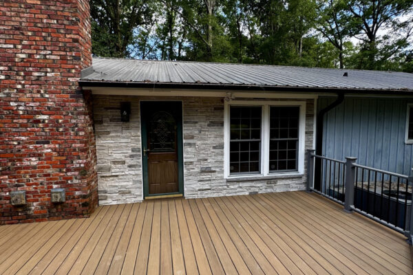 2026-06_eastover_deck-builder_timbertech-versetta-stone=14